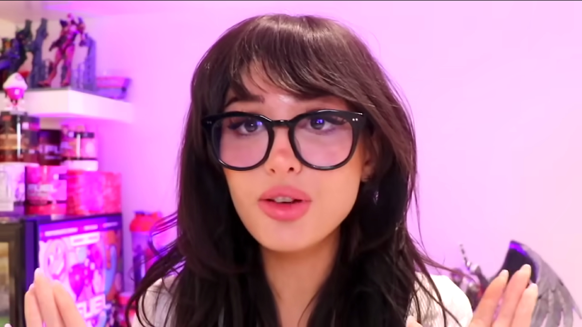 What Is YouTuber SSSniperWolf's Actual Net Worth?