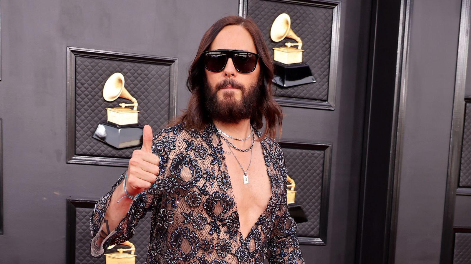 jared leto 2022 grammys look