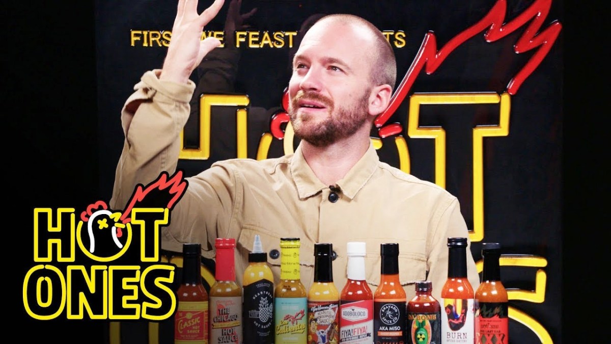 Hot Ones host Sean Evans