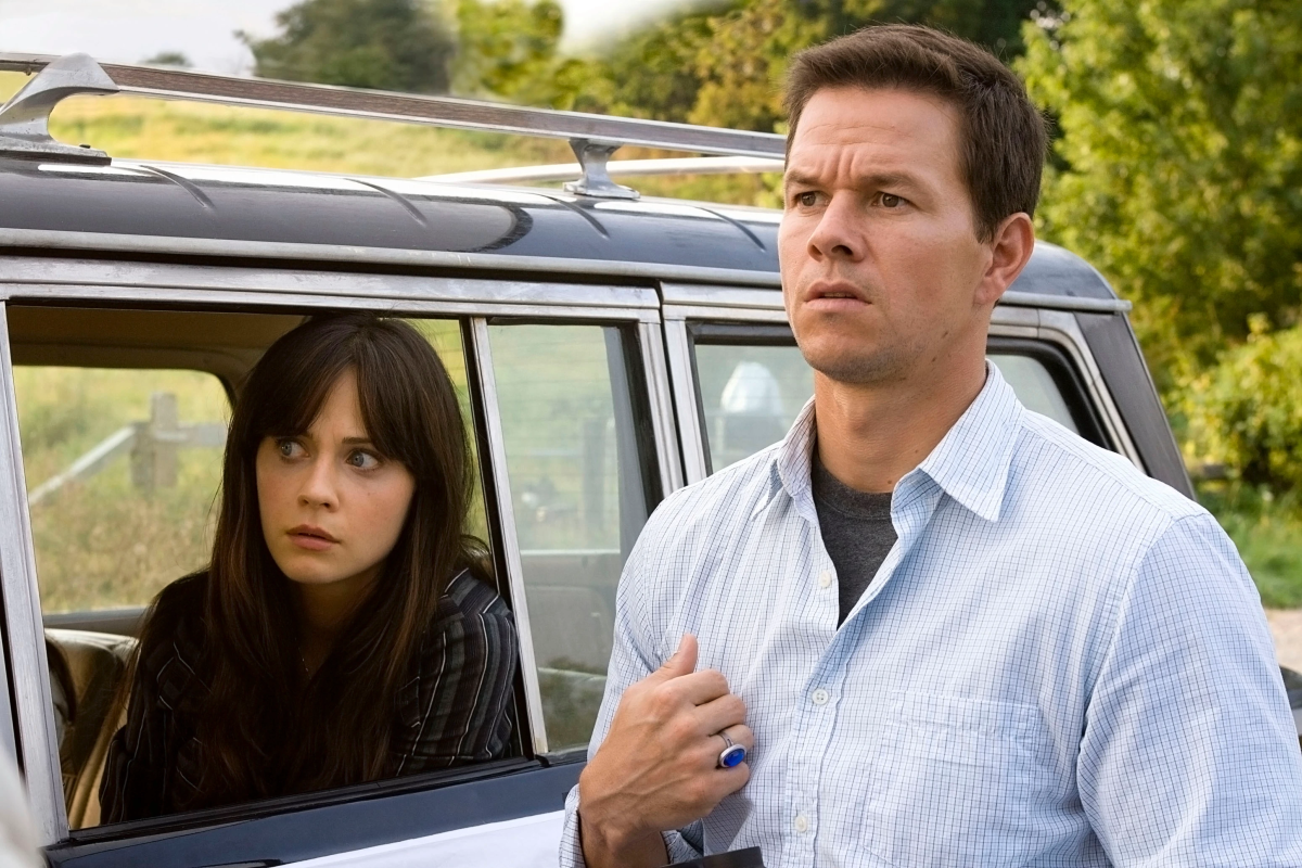 Mark_Wahlberg_Zooey_Deschanel_The_Happening_M_Night_Shyamalan