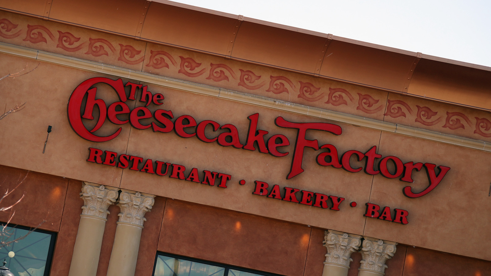 Cheesecake Factory Huntington Station, NY