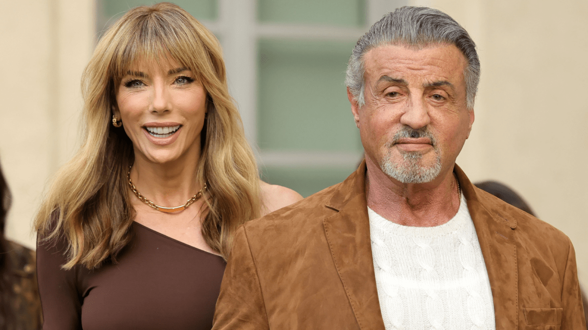 Sylvester Stallone and Jennifer Flavin keep their dog