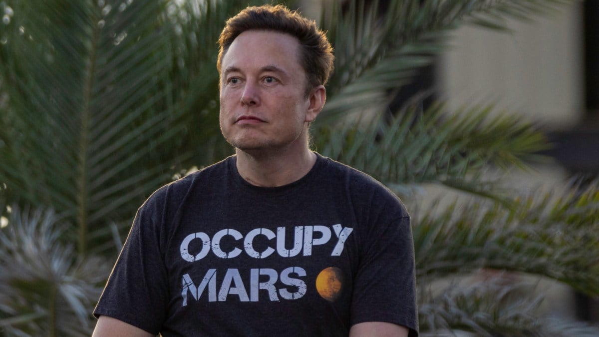 SpaceX founder Elon Musk during a T-Mobile and SpaceX joint event on August 25, 2022 in Boca Chica Beach, Texas. The two companies announced plans to work together to provide T-Mobile cellular service using Starlink satellites.