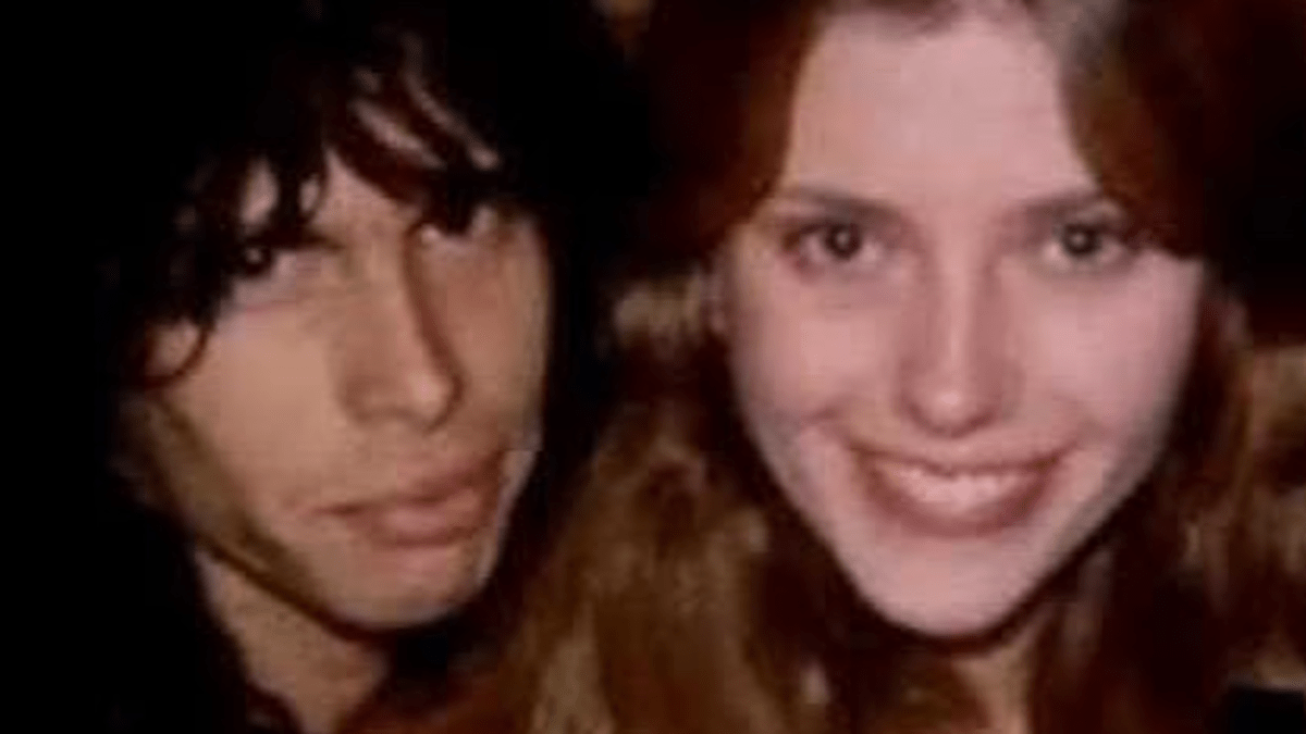 Julia Holcomb and Steven Tyler