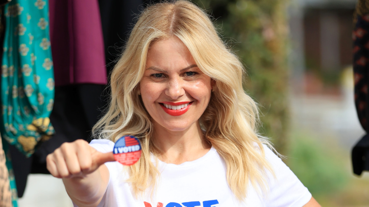 Candace Cameron Bure seen out after voting on October 21, 2020 in Los Angeles, California.