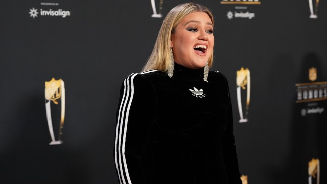 PHOENIX, AZ - FEBRUARY 09: Kelly Clarkson poses for a photo on the red carpet during NFL Honors at the Symphony Hall on February 9, 2023 in Phoenix, Arizona.