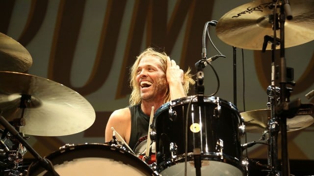 LOS ANGELES, CA - JANUARY 16: Taylor Hawkins & The Coattail Riders perform at Guitar Center's 27th Annual Drum-Off at Club Nokia on January 16, 2016 in Los Angeles, California.