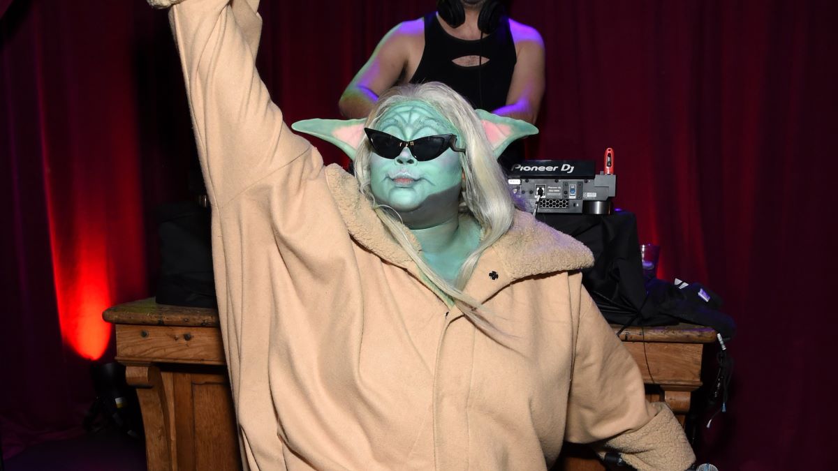 Lizzo performs onstage during the Ghost Town Halloween Party with Parcast's "Obsessed" hosts Benito Skinner and Mary Beth Barone, prestented by Spotify on October 29, 2021 in West Hollywood, California. (Photo by Michael Kovac/Getty Images for Spotify)