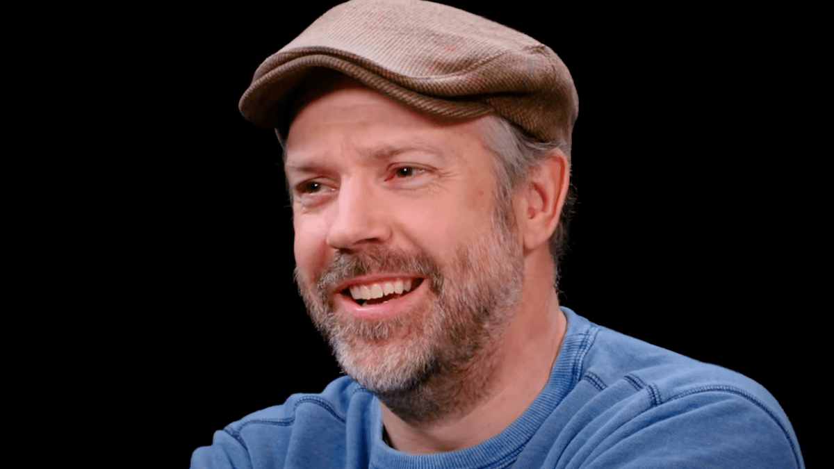 Jason Sudeikis Hot Ones