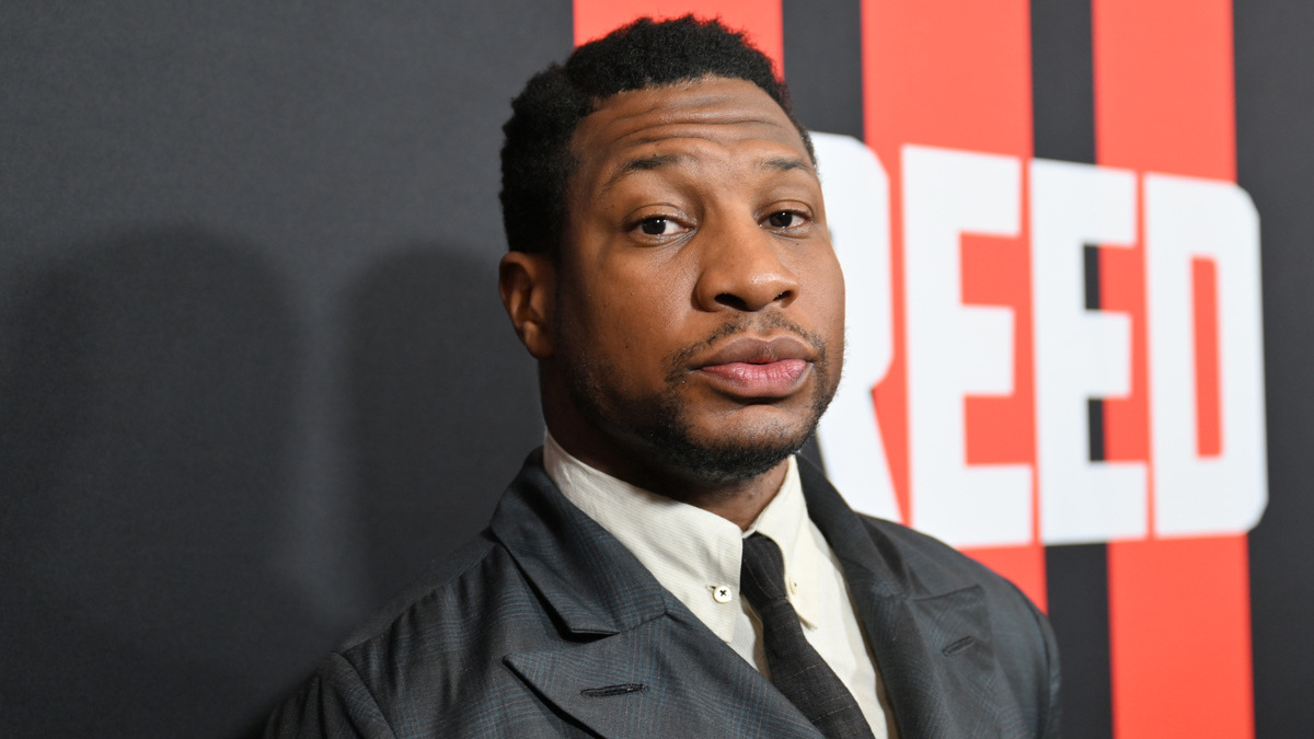 Jonathan Majors attends the CREED III HBCU fan screening presented by MGM Studios at Regal Atlantic Station on February 23, 2023 in Atlanta, Georgia.