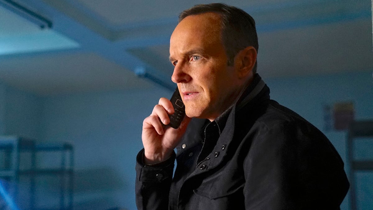 MARVEL'S AGENTS OF S.H.I.E.L.D. - "The Man Behind the Shield" - Mace fights for his life while Coulson and team find themselves in a deadly cat-and-mouse game as they attempt his rescue, on "Marvel's Agents of S.H.I.E.L.D.," TUESDAY, FEBRUARY 14 (10:00-11:00 p.m. EST), on the ABC Television Network. (ABC/Jennifer Clasen)