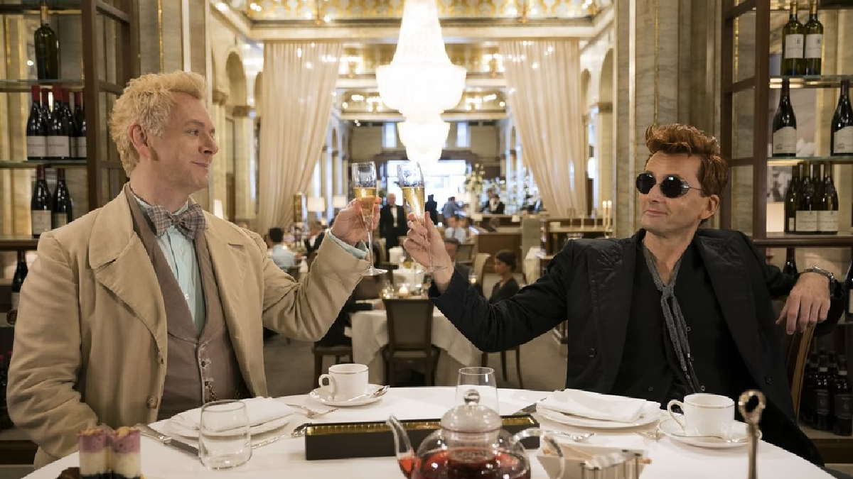 Michael Sheen as Aziraphale and David Tennant as Crowley in 'Good Omens'