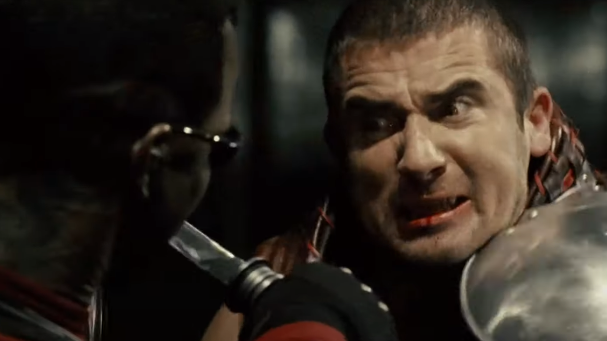 Dracula fighting Blade in "Blade Trinity"