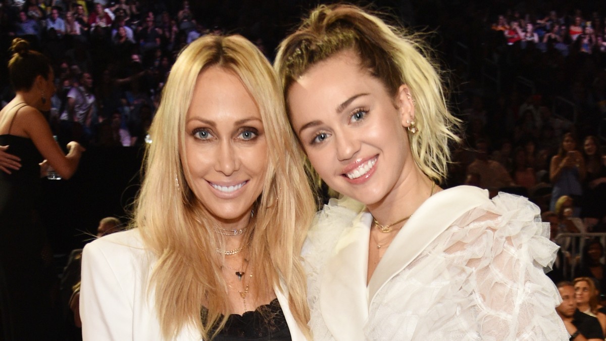 Tish Cyrus and Miley Cyrus