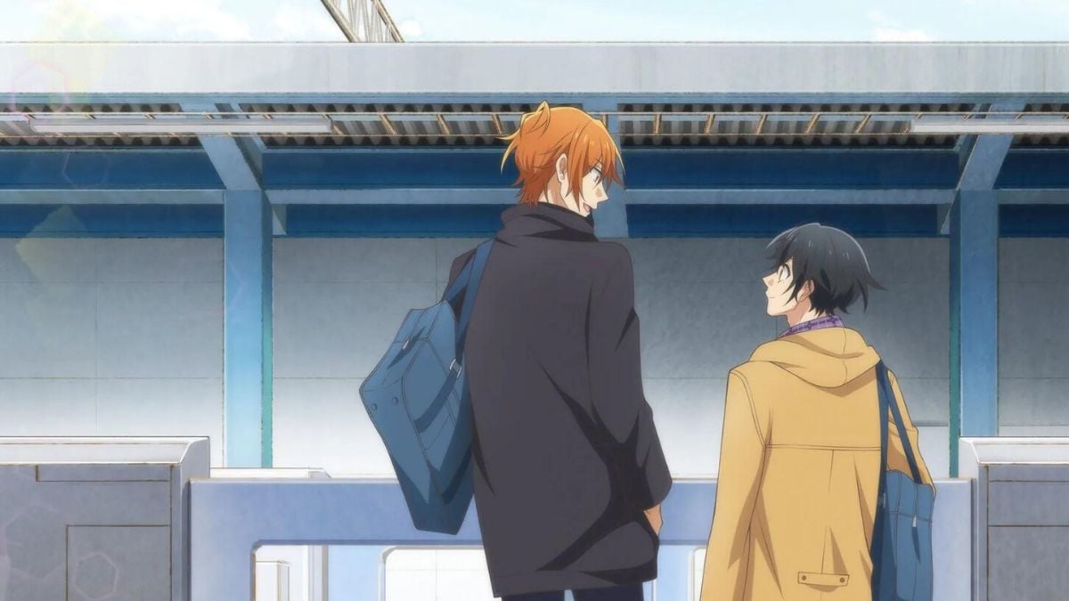 Screenshot of Sasaki and Miyano walking at school in Graduation