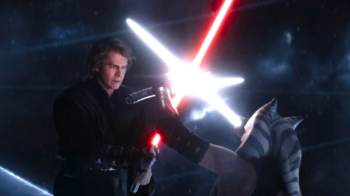 Anakin and Ahsoka fighting