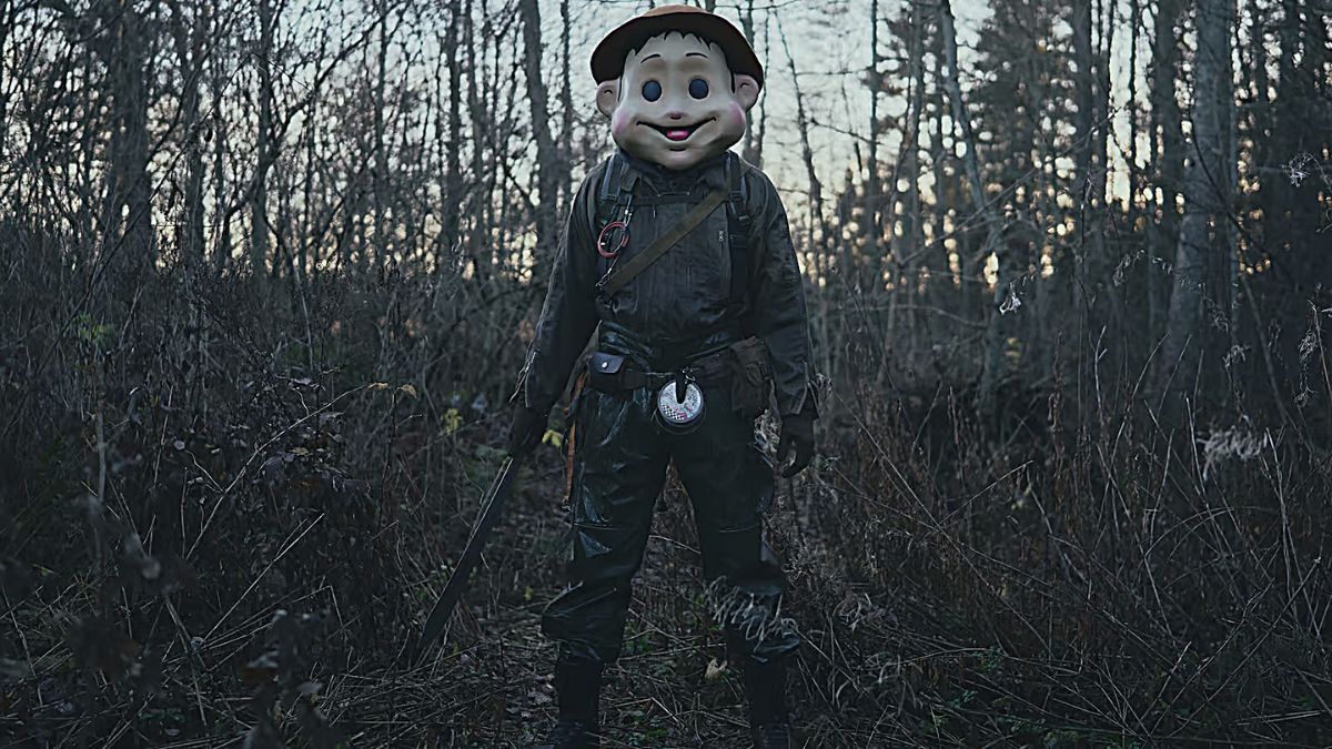 Still image of the terrifying killer in Netlfix's new Sweden slasher 'The Conference'.