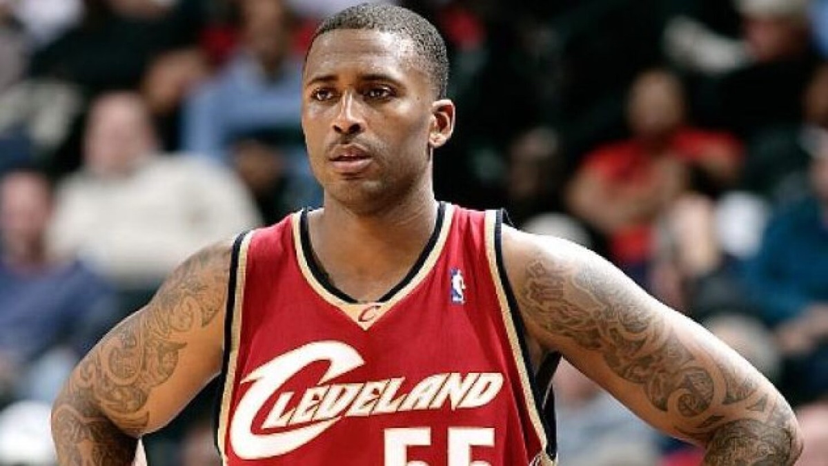 Lorenzen Wright on Cleveland Cavaliers