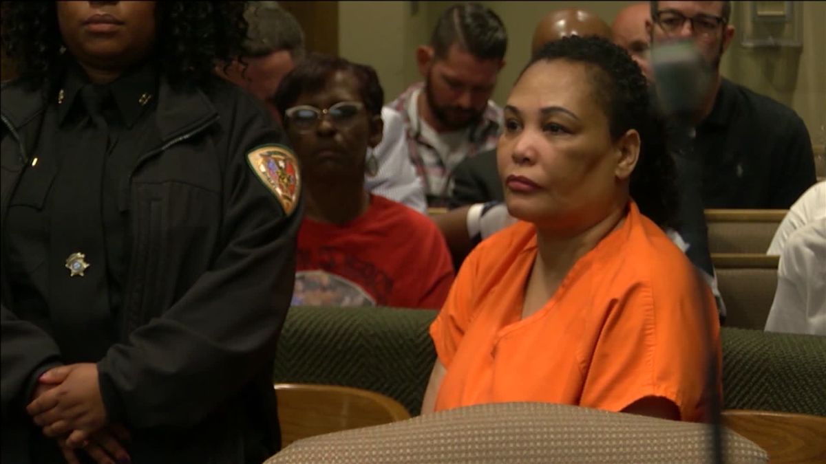 Sherra Wright in court 