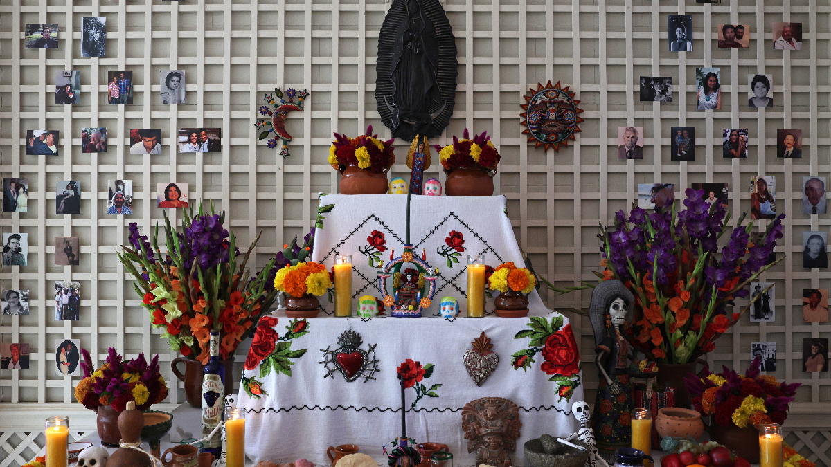 Ofrenda - Dia de los Muertos