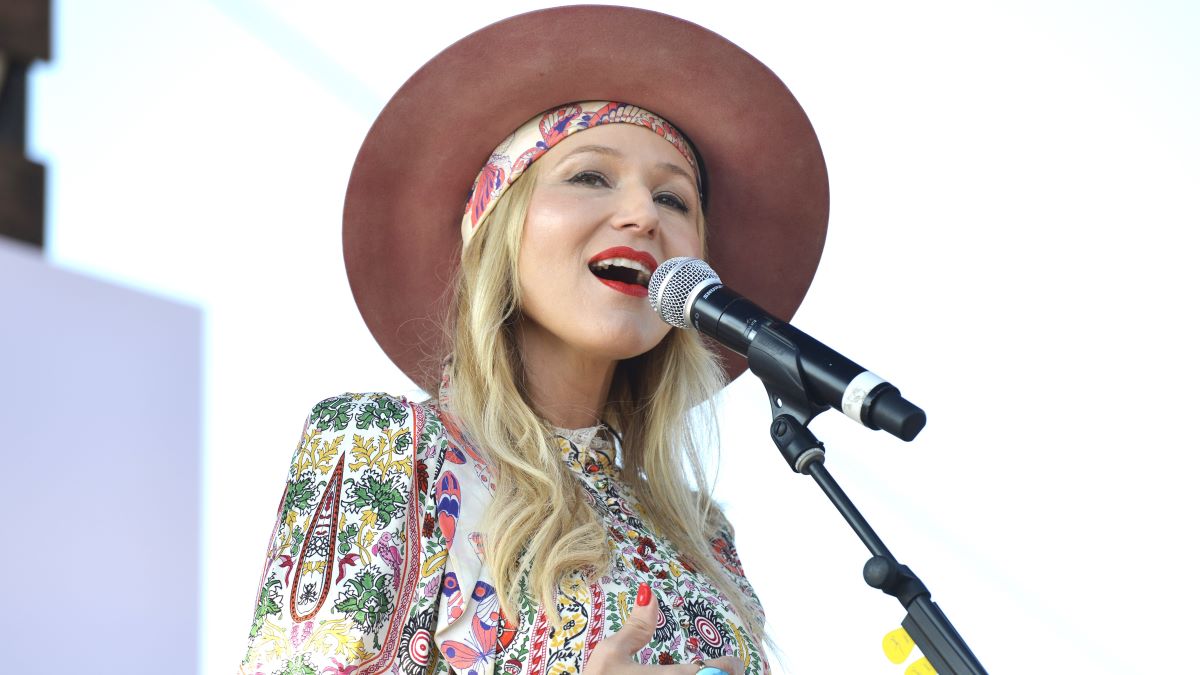 Singer-songwriter Jewel performs on the Main Stage during the first day of The Wellness Experience by Kroger at The Banks on August 20, 2021 in Cincinnati, Ohio. (Photo by Duane Prokop/Getty Images for The Wellness Experience by Kroger)