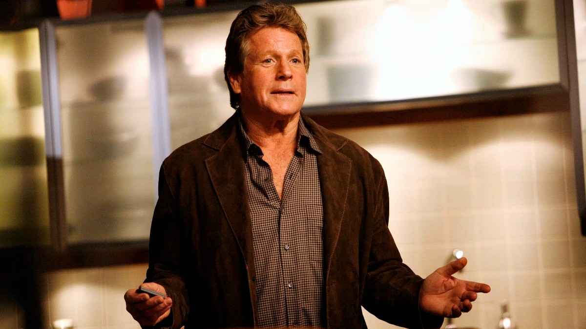 Ryan O'Neal in Bones