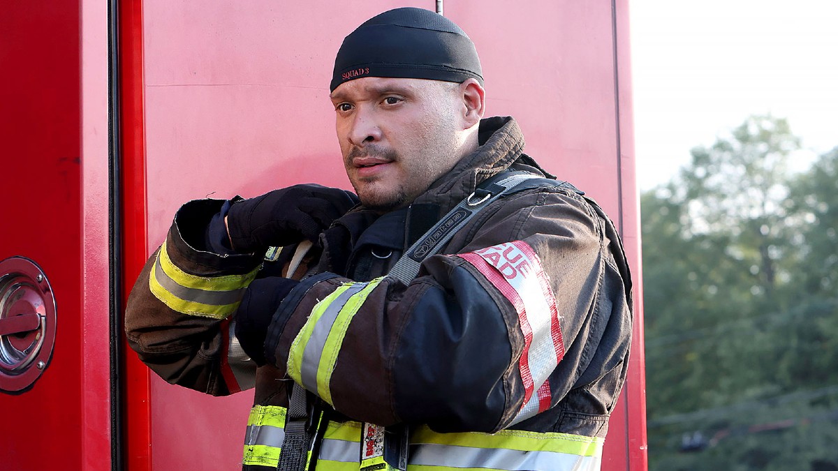 Joe Minoso as Joe Cruz in Chicago Fire