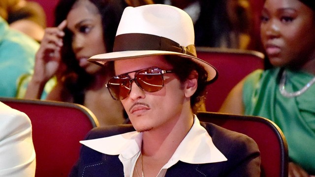 Bruno Mars debt with MGM Casino
