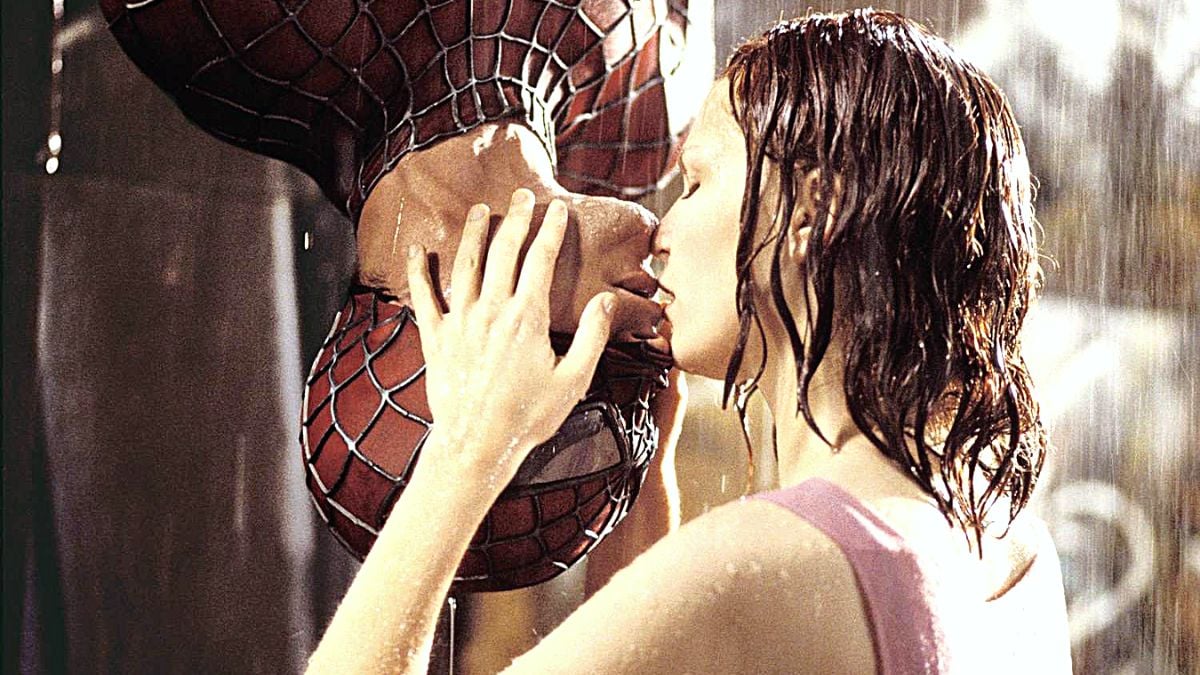 Kirsten Dunst and Tobey Maguire in 'Spider-Man'