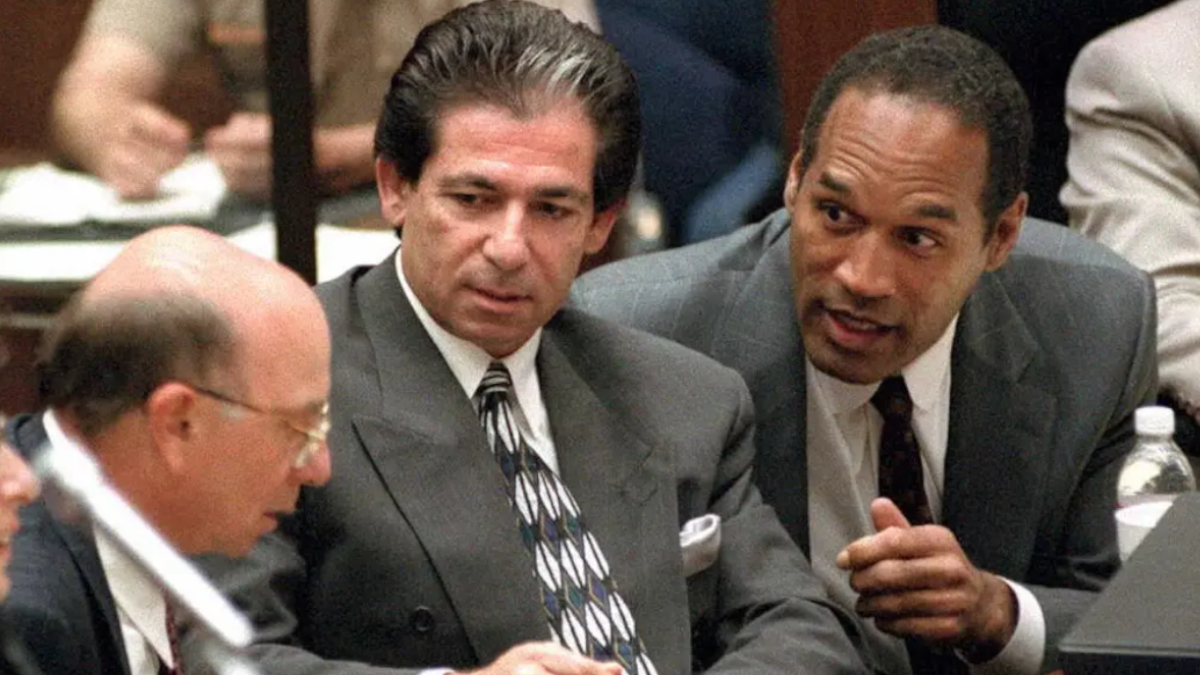 Rob Kardarshian and OJ Simpson in court