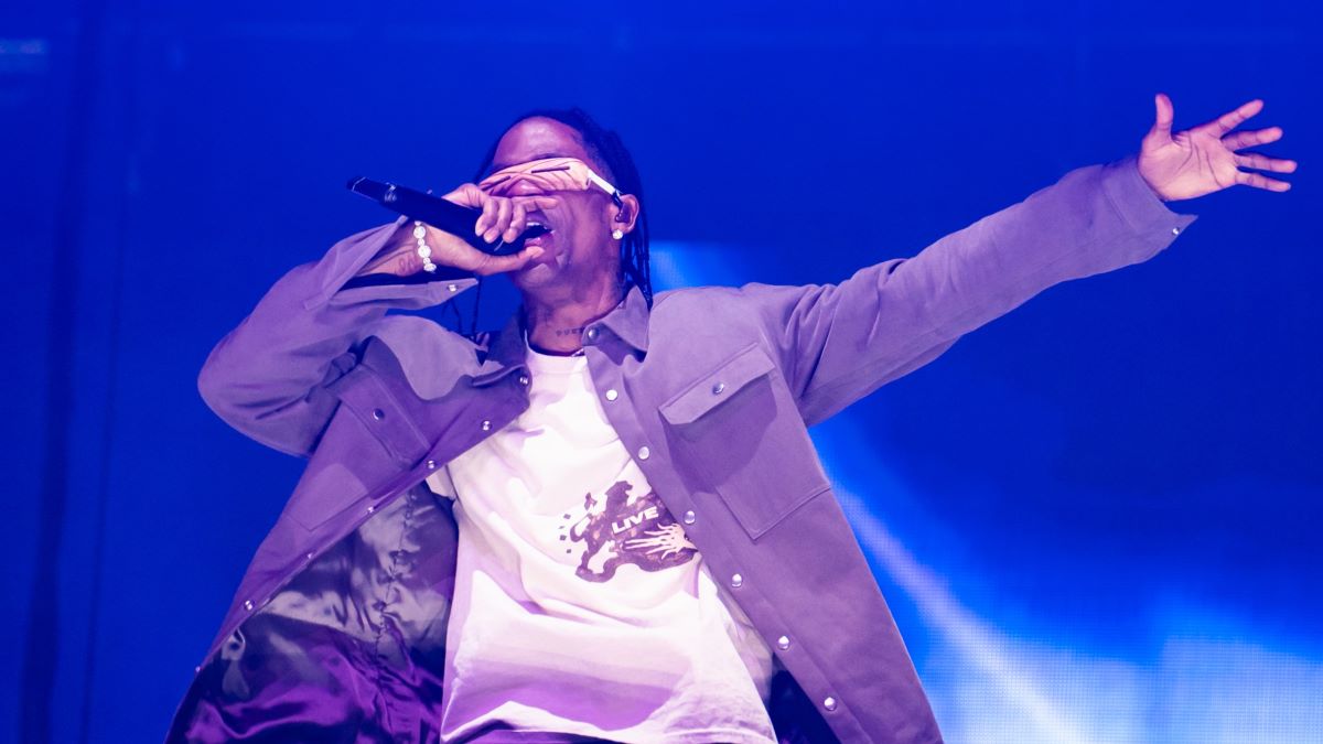 Travis Scott performs at The O2 Arena on August 07, 2022 in London, England. (Photo by Lorne Thomson/Redferns)