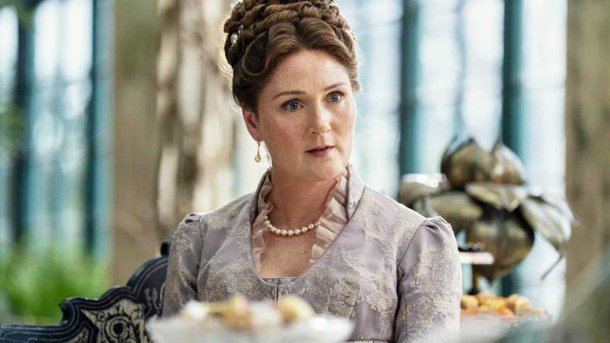 Violet Bridgerton, aka Lady Bridgerton, in season 1 of Bridgerton