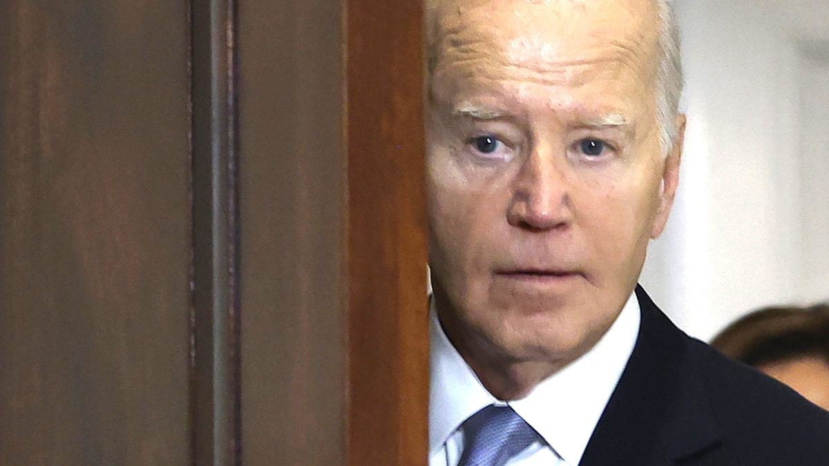 U.S. President Joe Biden arrives to deliver remarks on the assassination attempt on Republican presidential candidate former President Donald Trump, at the White House on July 14, 2024 in Washington, DC. A shooter opened fire injuring former President Trump, killing one audience member and injuring others during a campaign event in Butler, Pennsylvania on July 13. (Photo by Kevin Dietsch/Getty Images)