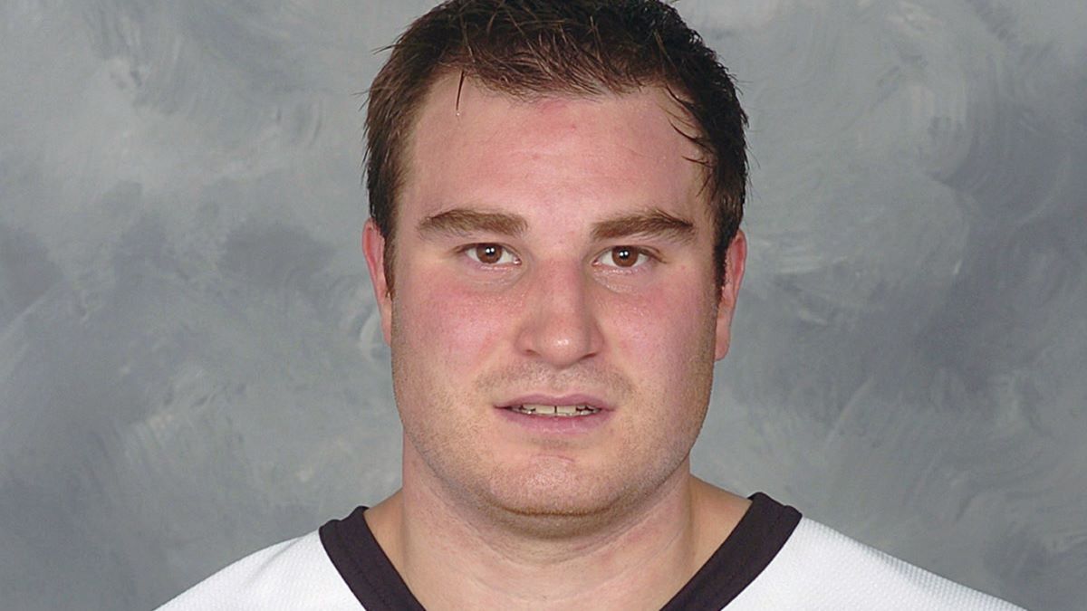 Tony Voce of the Philadelphia Flyers poses for a portrait at Wachovia Center on September 14, 2005 in Dallas, Texas.