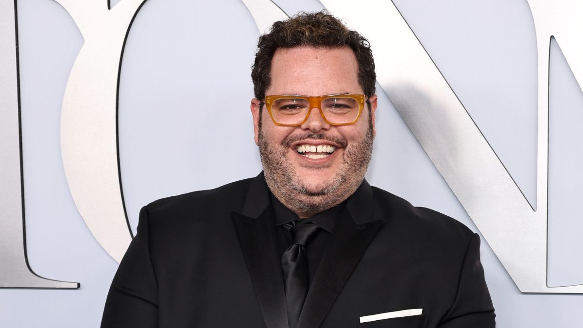 Josh Gad