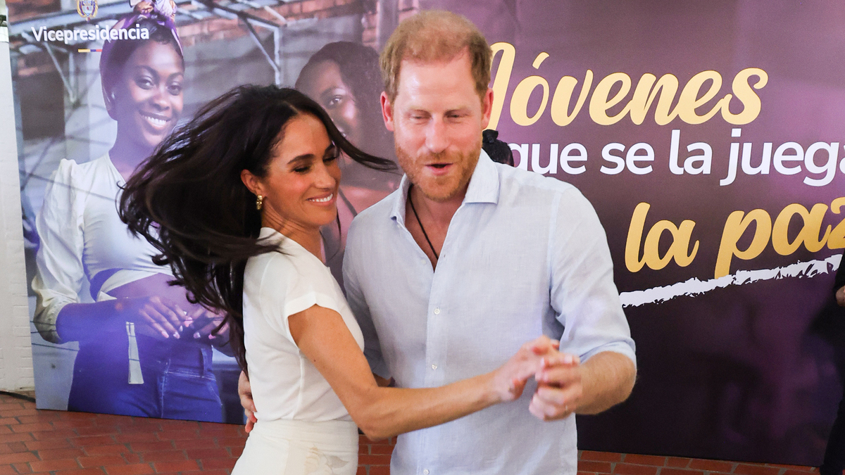 CALI, COLOMBIA - AUGUST 18: Meghan, Duchess of Sussex and Prince Harry, Duke of Sussex seen at the Unidad Recreativa El Vallado on August 18, 2024 in Cali, Colombia.