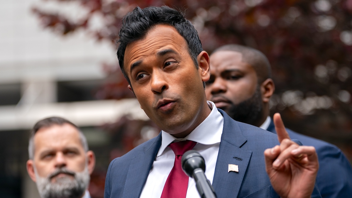 Former presidential candidate Vivek Ramaswamy addresses the media outside of Manhattan Criminal Court on behalf of former President Donald Trump