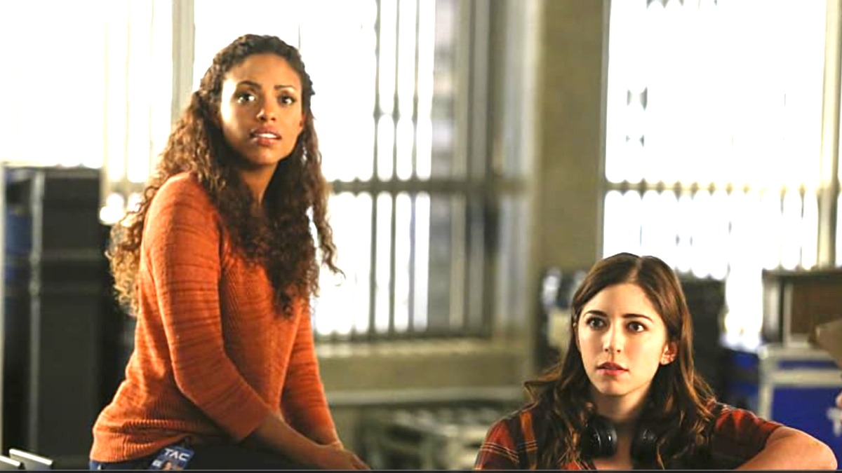 Jaime Lee Kirchner and Annabelle Attanasio in Bull